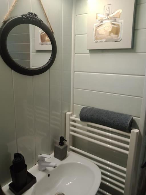 Micro Maison Isba Sedan Givonne Zewnętrze zdjęcie